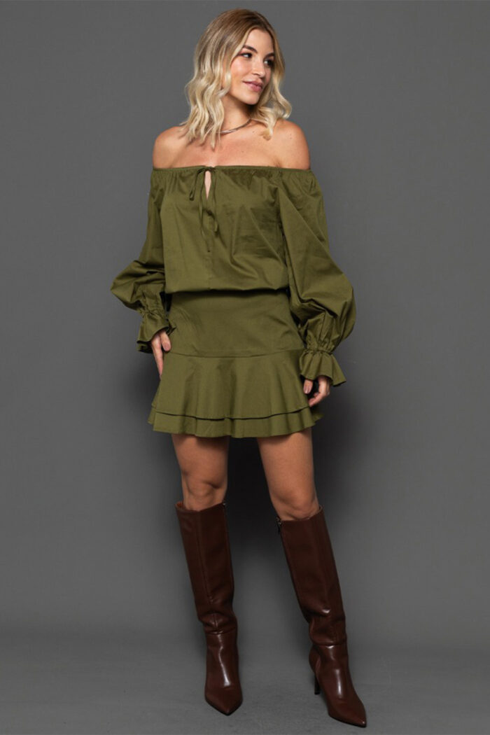 Vestido Com Mangas Amplas E Saia Sobreposta Com Camadas - Imagem 2